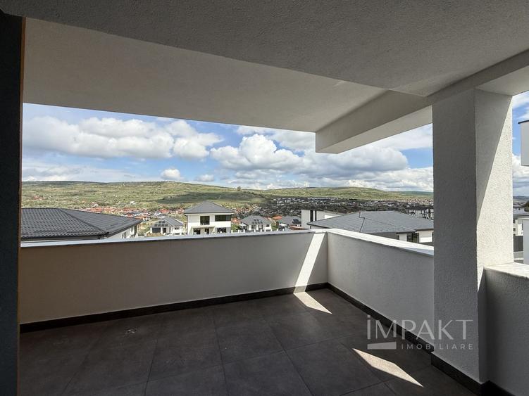 Duplex cu 4 camere cu Canalizare în Chinteni