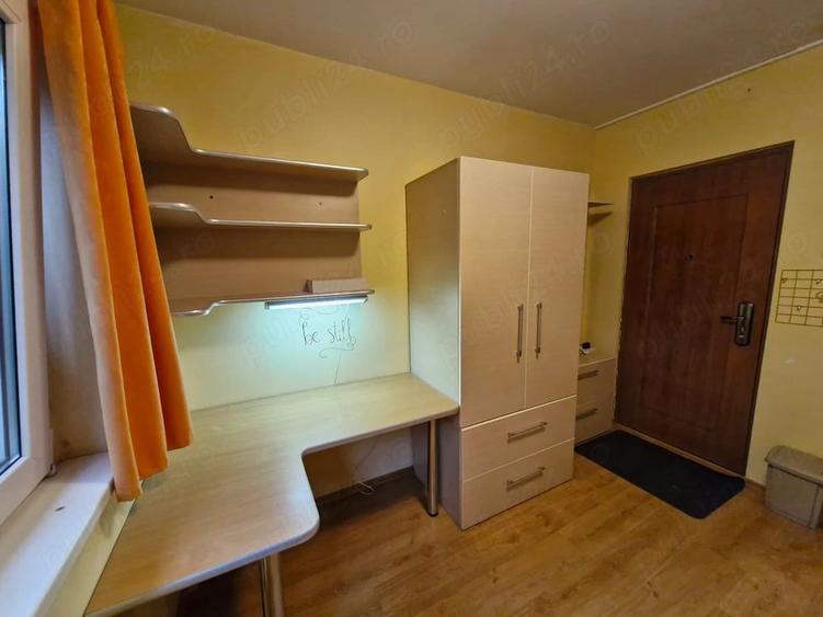 Garsonieră decomandată în Complex Studențesc