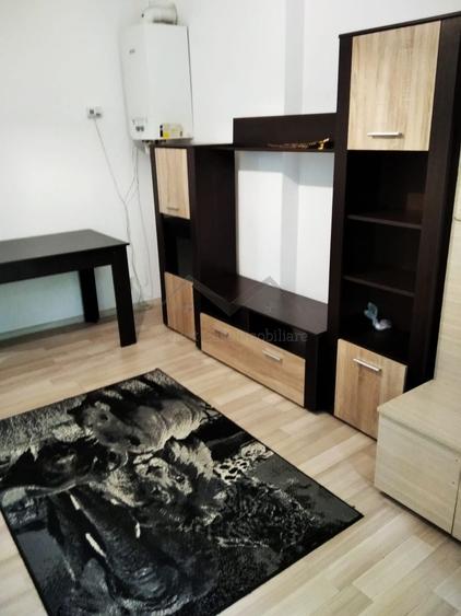 Apartament cu 2 camere semidecomandat în Cug