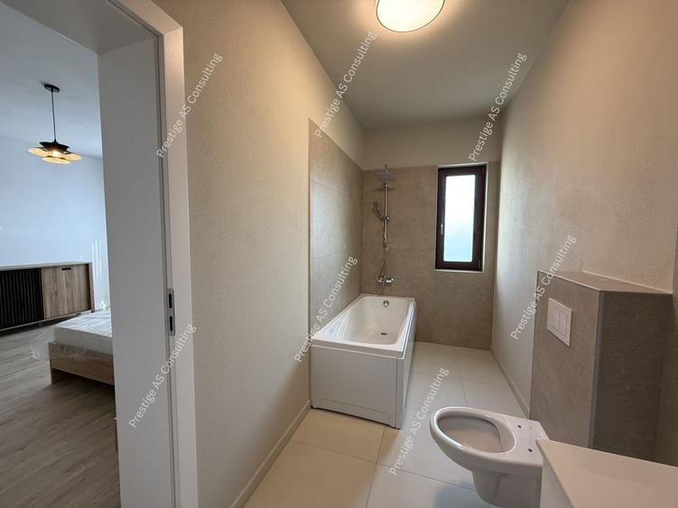 Duplex cu 5 camere cu Canalizare în Giroc