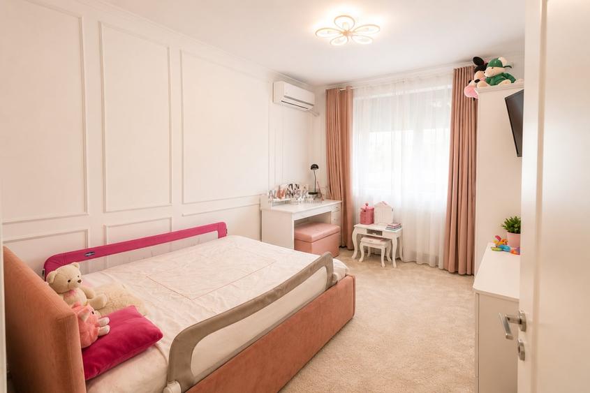 Casă individuală cu 5 camere cu Canalizare în Pipera