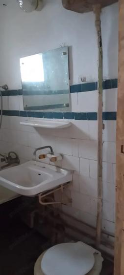 Apartament cu 2 camere nedecomandat în Viziru 1