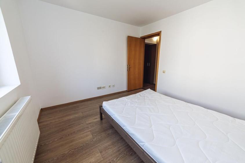 Apartament cu 3 camere decomandat, mobilat în Brâncoveanu