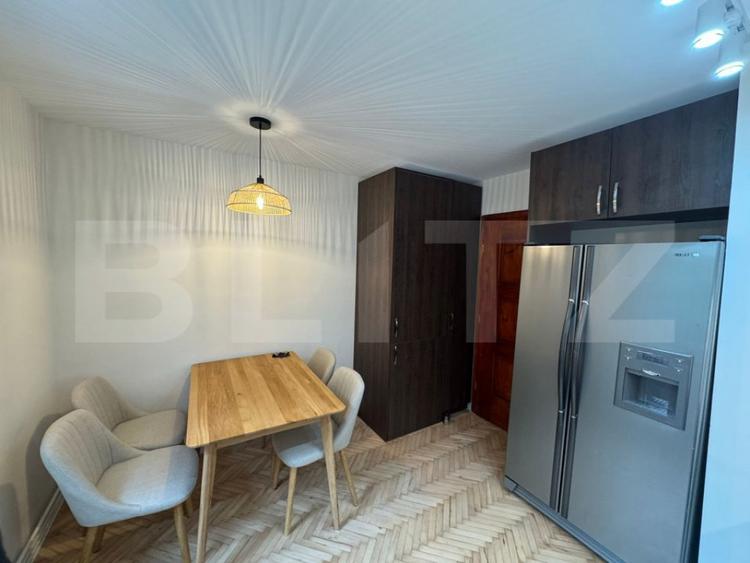 Apartament cu 3 camere decomandat în Tudor