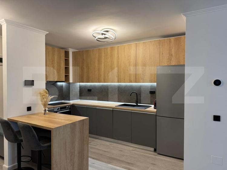 Apartament cu 2 camere semidecomandat, mobilat în Iris