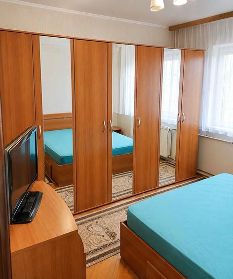 Apartament cu 2 camere decomandat în Soarelui