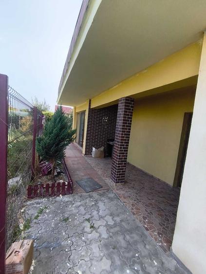 Casă cu 2 camere în Turnișor