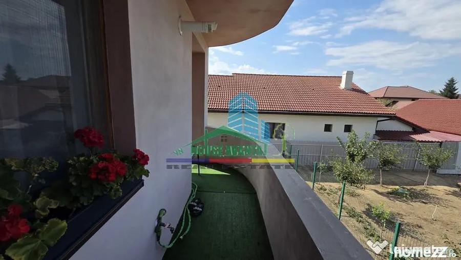 Apartament cu 4 camere decomandat în Vânători