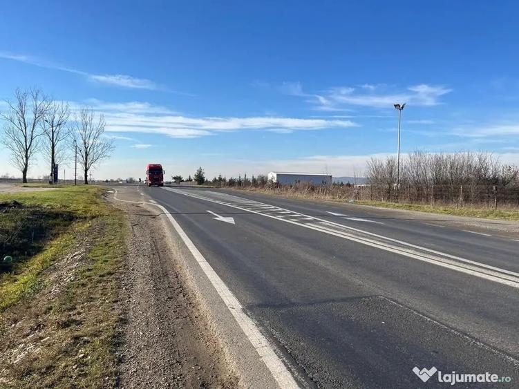 Teren de 27921 mp, în Saca