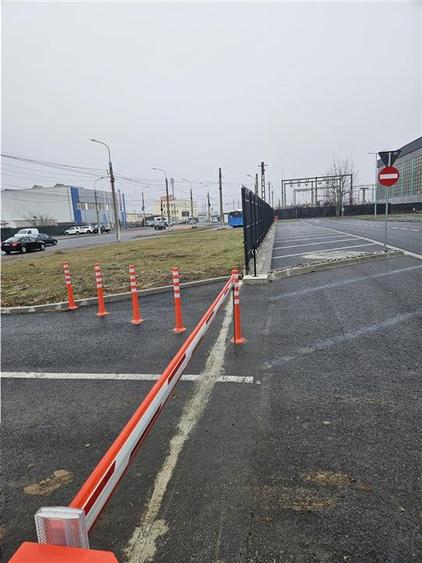 Teren construcție, în Industrial Est