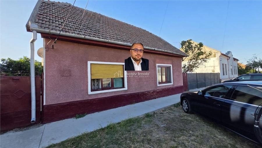 Casă cu 2 camere cu Teren 949 Mp în Pustiniș