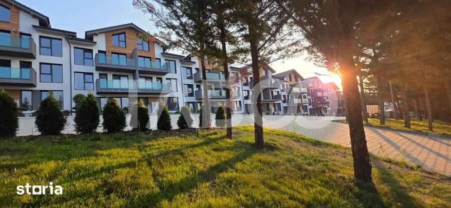 Apartament cu 3 camere decomandat în Cristian