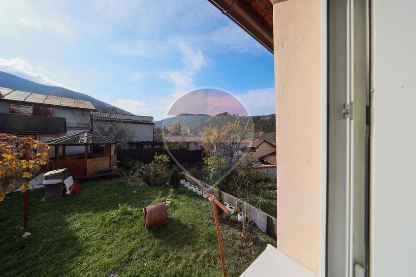 Apartament cu 2 camere decomandat, mobilat în Centrul Istoric