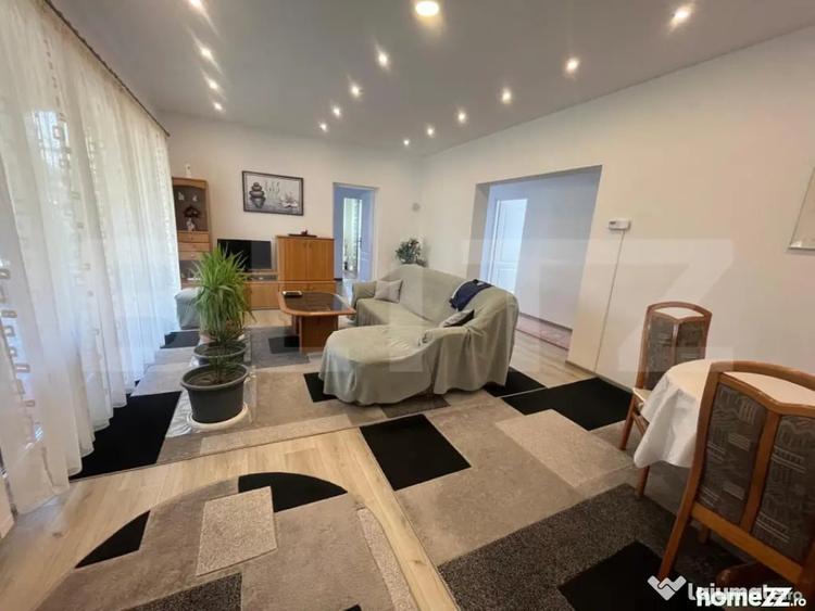 Casă cu 5 camere cu Teren 4400 Mp în Central