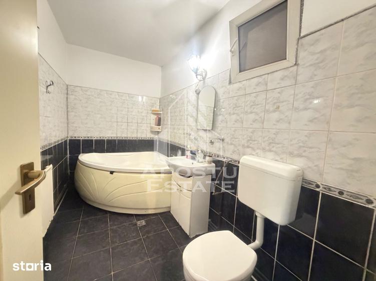 Casă cu 4 camere cu Teren 200 Mp în Est