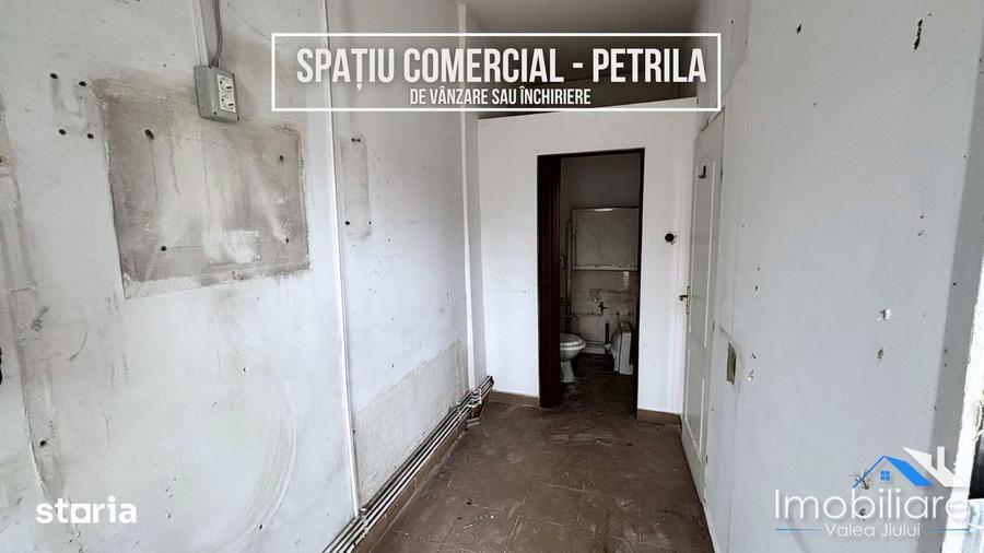 Spațiu comercial, de 43 mp, în Central
