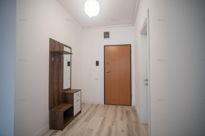 Apartament cu 2 camere semidecomandat, mobilat în Torontalului
