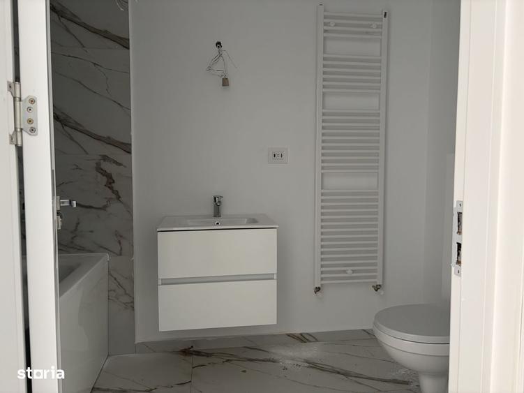 Apartament cu 3 camere în Uverturii