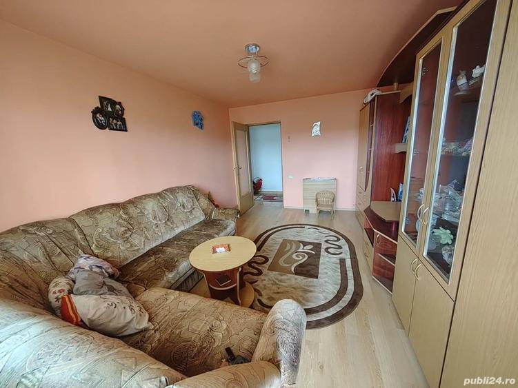 Apartament cu 2 camere decomandat în Micro 4