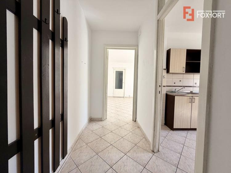 Apartament cu 2 camere semidecomandat în Șagului
