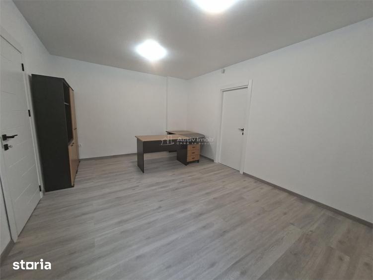Spațiu comercial, de 70 mp, în Trei Stejari