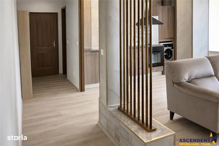 Apartament cu 4 camere decomandat în Noua