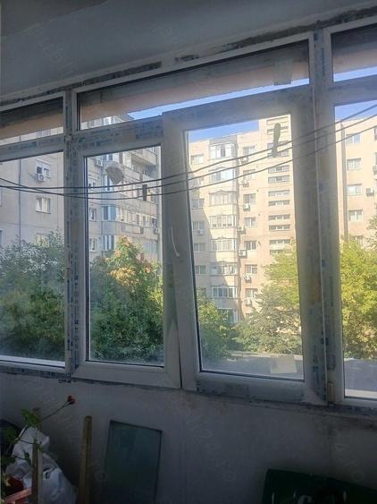 Apartament cu 2 camere semidecomandat în Rahova