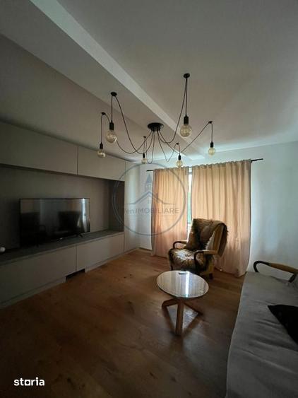 Casă cu 2 camere cu Teren 1400 Mp în Șieu