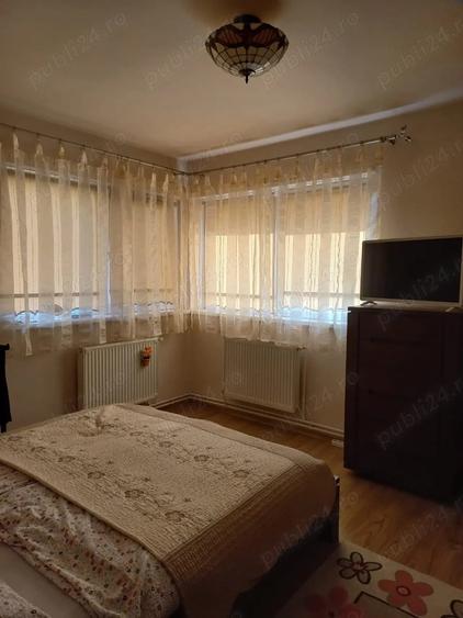 Apartament cu 3 camere decomandat în Calea Poplăcii