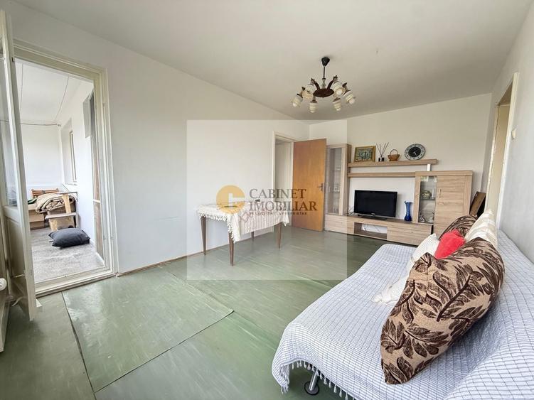 Apartament cu 2 camere semidecomandat în Gorjului