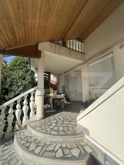 Casă individuală cu 5 camere cu Canalizare în Lucian Blaga