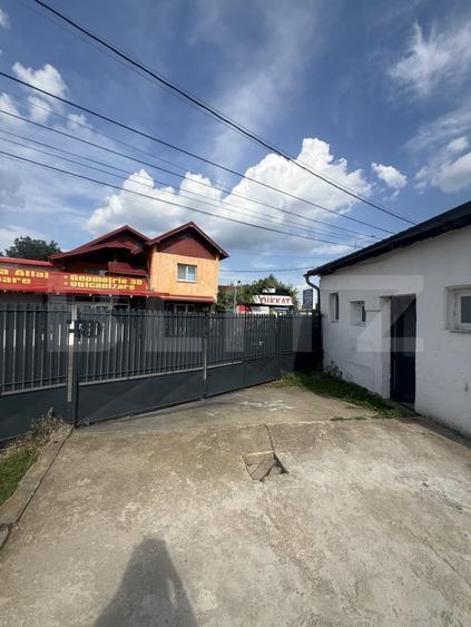 Spațiu comercial, de 200 mp, în Micro 6