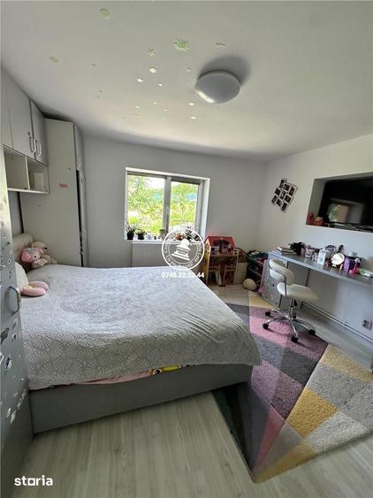 Casă cu 3 camere cu Teren 1318 Mp în Holboca