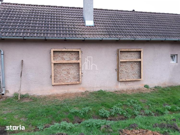 Casă cu 2 camere cu Teren 582 Mp în Saschiz