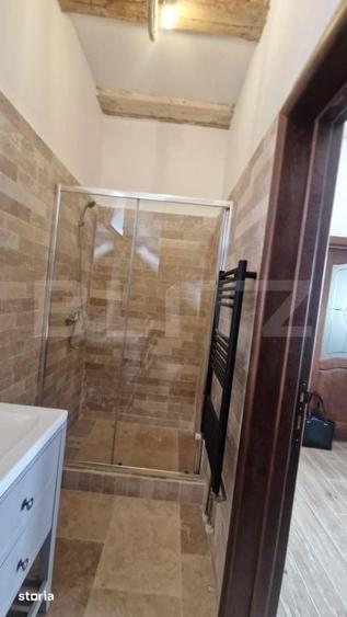 Casă cu 2 camere cu Teren 100 Mp în Schei