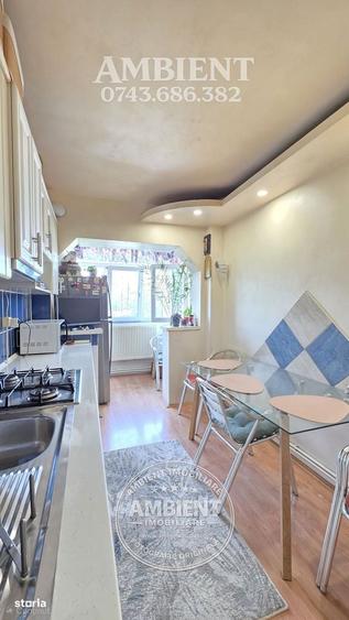 Apartament cu 3 camere decomandat în Central