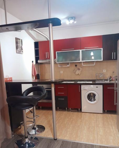 Apartament cu 2 camere semidecomandat în Titan