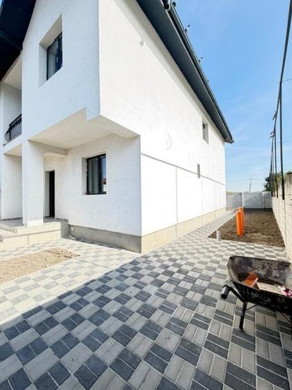 Duplex cu 5 camere cu Canalizare în Bragadiru