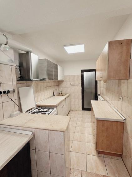 Apartament cu 2 camere semidecomandat, mobilat în Ștefan cel Mare