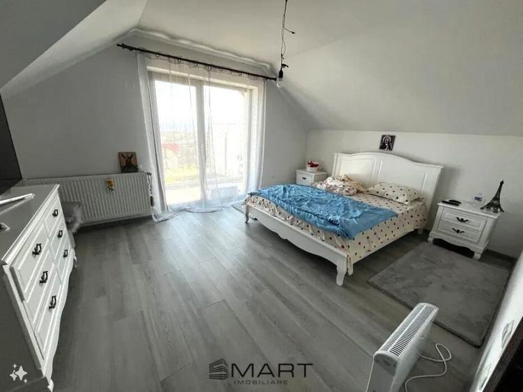 Casă cu 4 camere cu Teren 503 Mp în Șelimbăr
