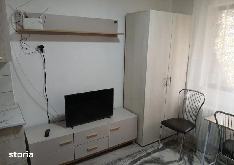 Garsonieră în Baza 3