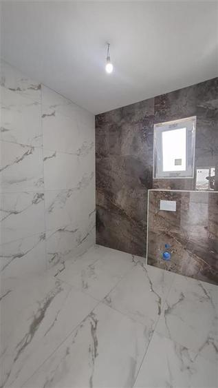 Duplex cu 4 camere cu Canalizare în Valea Lupului