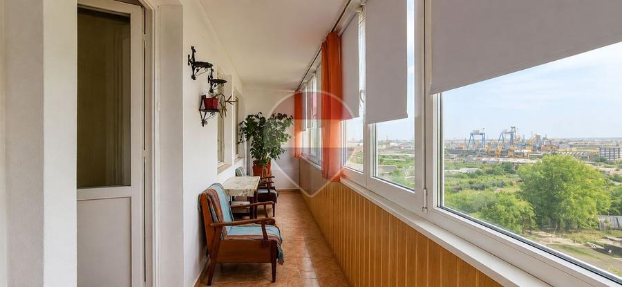 Apartament cu 2 camere semidecomandat, mobilat în Ultracentral