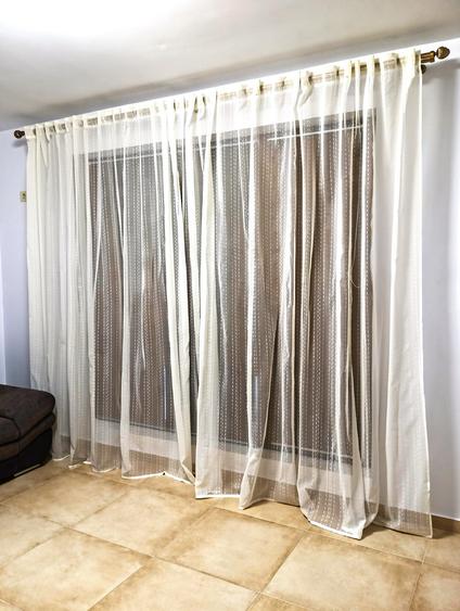 Apartament cu 3 camere decomandat în Titan