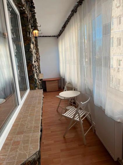 Apartament cu 2 camere semidecomandat în Tomis II