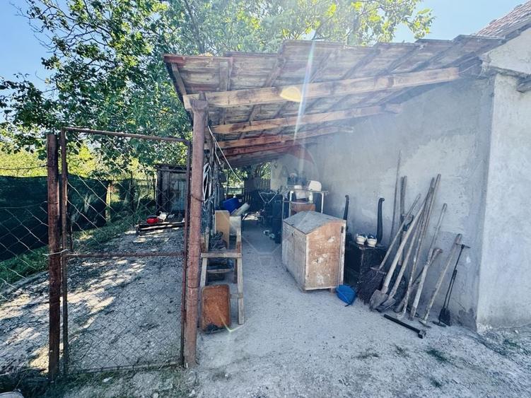 Teren Construcții intravilan de 6210 mp, în Apateu