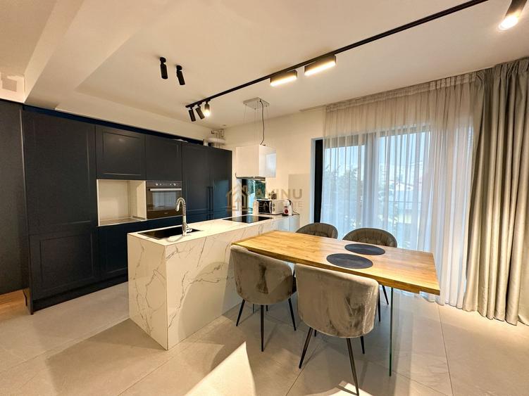 Apartament cu 3 camere decomandat în Domenii