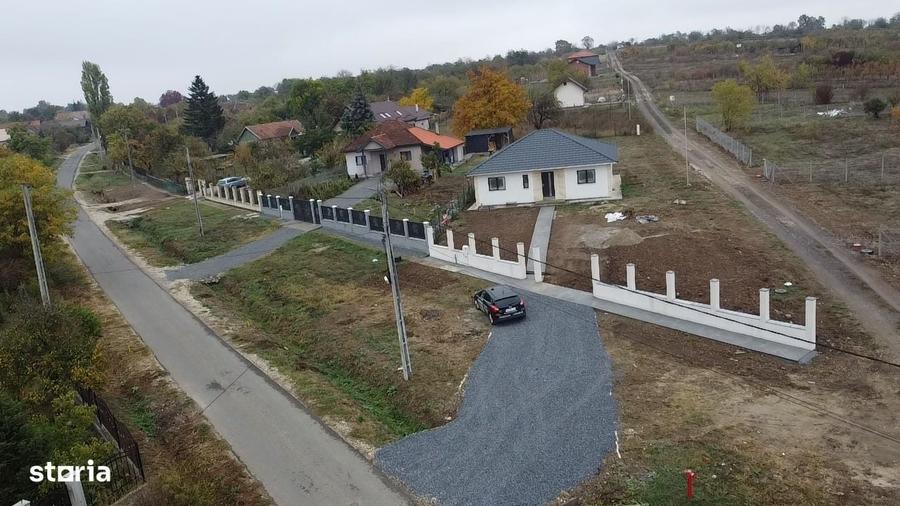 Casă cu 3 camere în Central