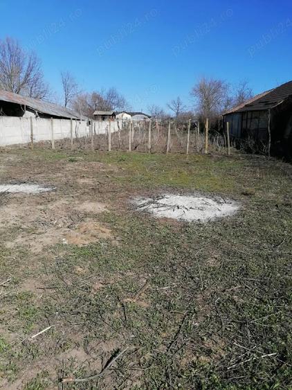 Teren de 712 mp, în Vădăstrița