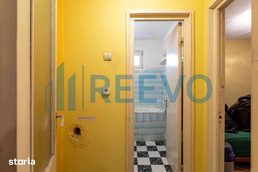 Apartament cu 3 camere semidecomandat în Narcisa